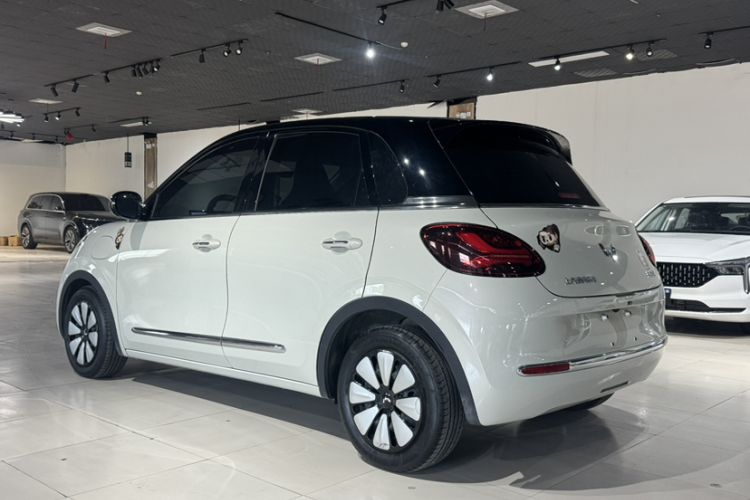 Used Wuling Bingo 2023 333 km Lingxi Connected+ Version Exterior 4