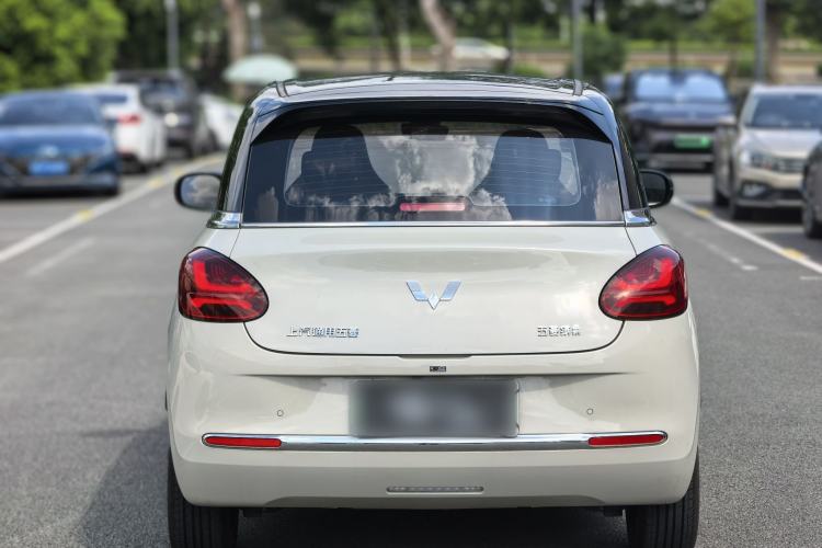 Used Wuling Bingo 2023 333 km Lingxi Connected Version Exterior 4