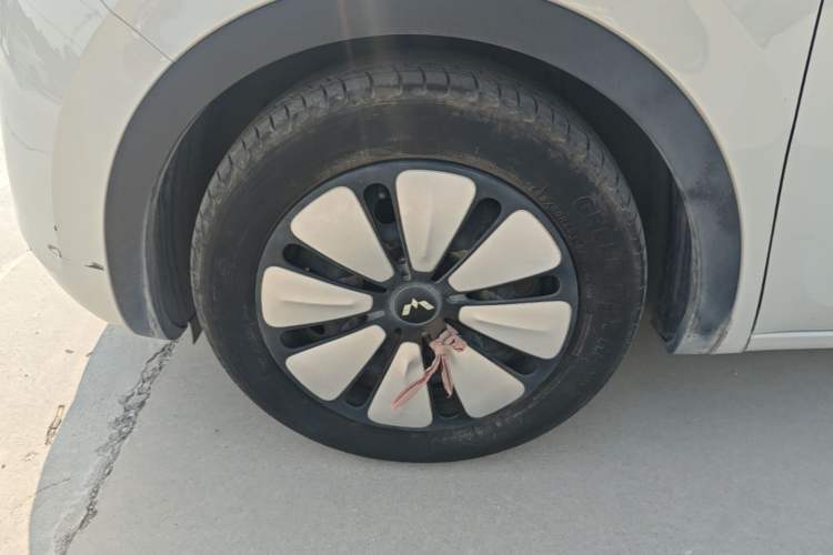 Used Wuling Bingo 2023 333km Enjoy+ Version Exterior 4