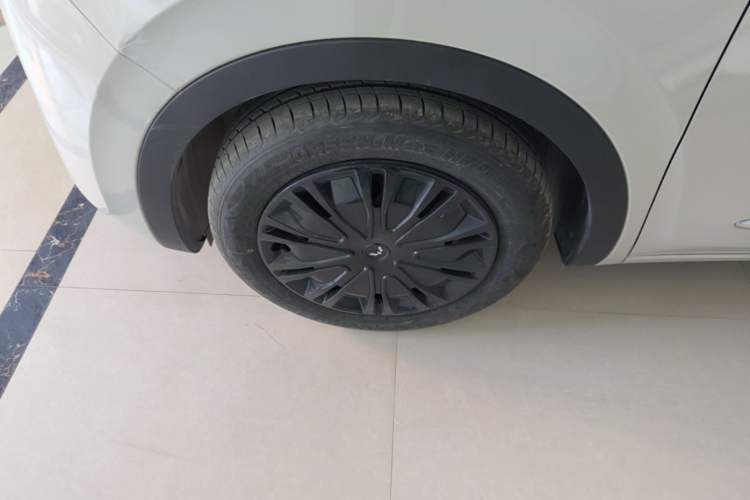 Used Wuling Bingo 2023 410 km Lingxi Deluxe Edition Exterior 4
