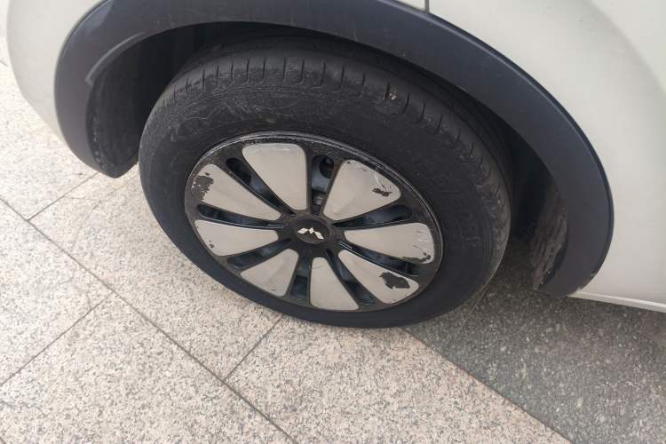 Used Wuling Bingo 2023 333 km Enjoyment Version Exterior 5