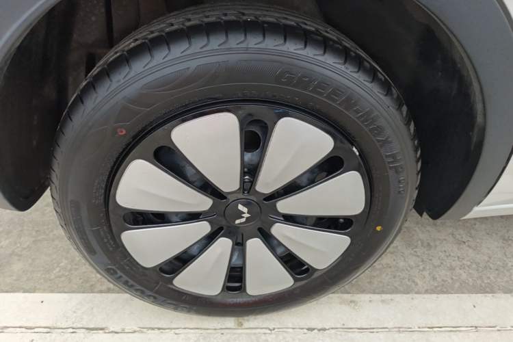 Used Wuling Bingo 2023 333 km Lingxi Connected Version Exterior 5