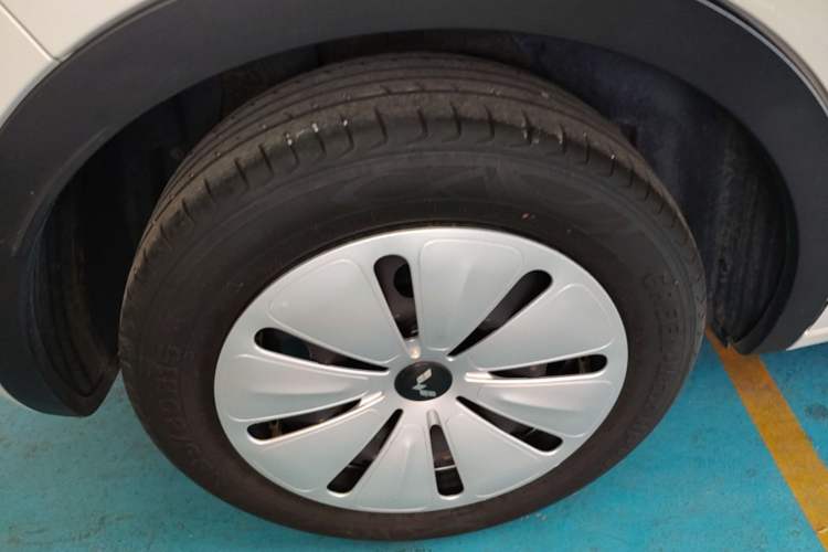 Used Wuling Bingo 2023 203km Light Edition Exterior 5