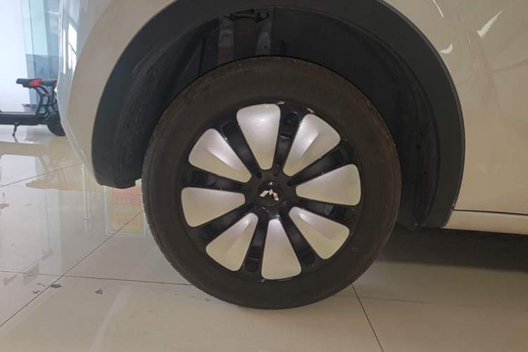 Used Wuling Bingo 2023 410 km Lingxi Deluxe Edition Exterior 5