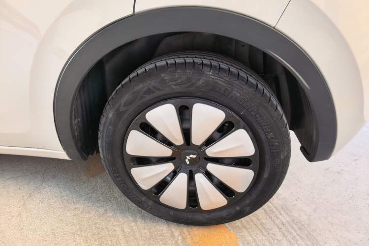 Used Wuling Bingo 2023 333km Enjoy+ Version Exterior 5