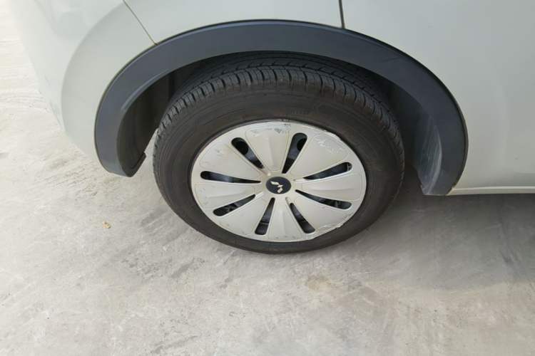 Used Wuling Bingo 2023 333 km Enjoyment Version Exterior 5