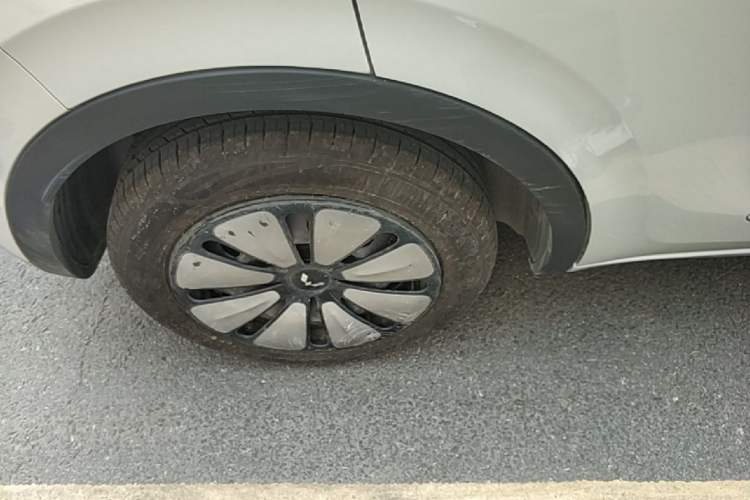 Used Wuling Bingo 2023 333km Enjoy+ Version Exterior 5