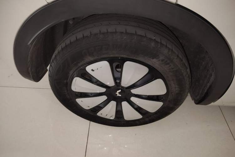 Used Wuling Bingo 2023 333 km Lingxi Connected Version Exterior 5