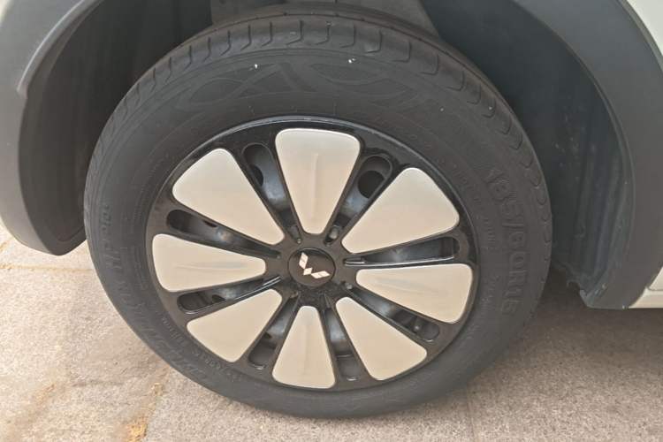 Used Wuling Bingo 2023 333 km Lingxi Connected Version Exterior 5