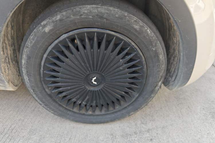 Used Wuling Bingo 2023 333 km Lingxi Connected Version Exterior 7