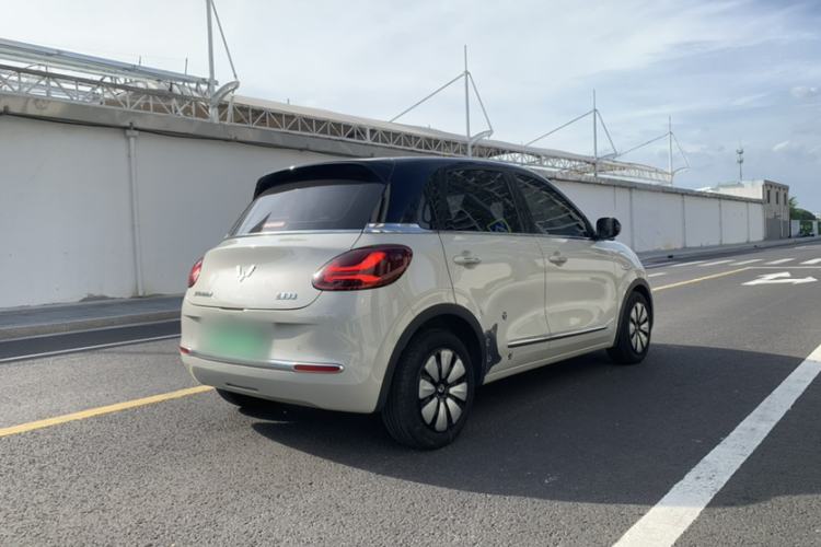 Used Wuling Bingo 2023 333 km Lingxi Connected Version Exterior 9