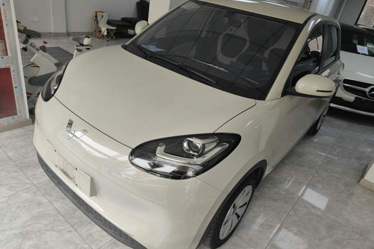 Used Wuling Bingo 2023 203km Light Edition Guazi used car, China used car export, Used car for sale, Used Wuling cars, Cheapest cars for sale, Electric vehicle, New energy car