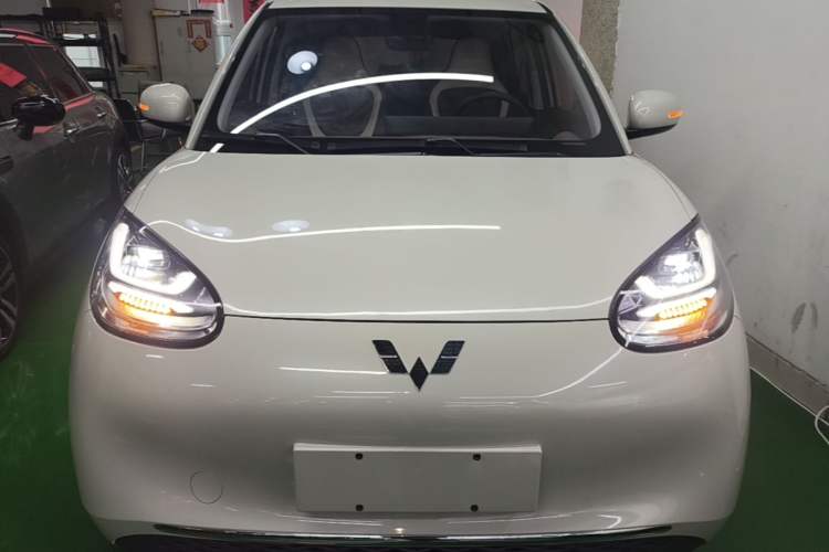 Used Wuling Bingo 2023 333 km Lingxi Connected+ Version Front