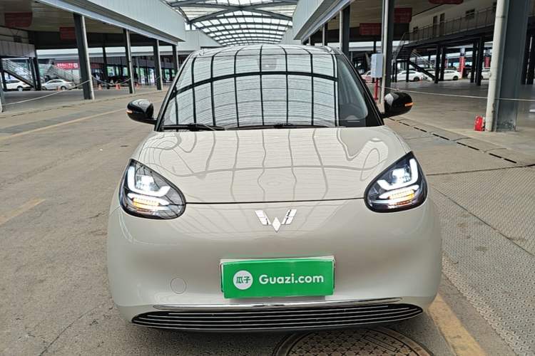 Used Wuling Bingo 2023 333 km Lingxi Connected+ Version Front
