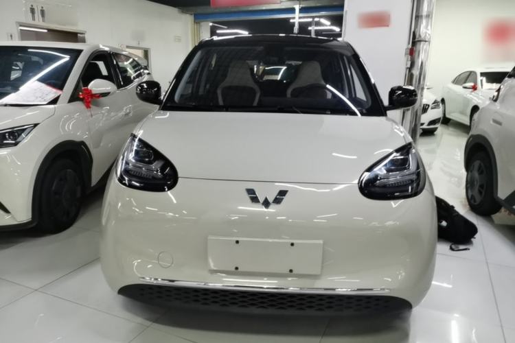 Used Wuling Bingo 2023 333 km Lingxi Connected+ Version Front