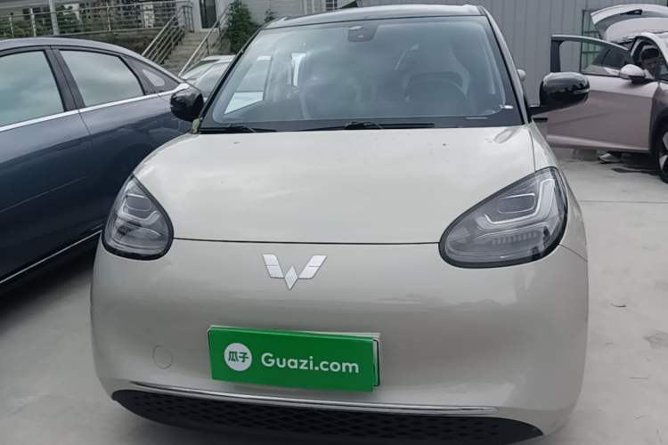 Used Wuling Bingo 2023 333 km Lingxi Connected Version Front