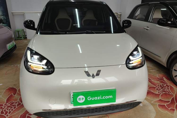 Used Wuling Bingo 2023 333 km Lingxi Connected+ Version Front