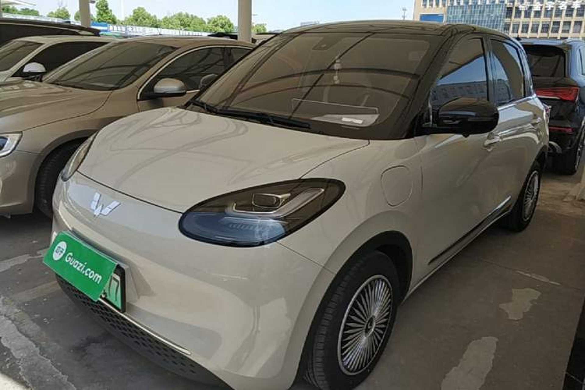 Used Wuling Bingo 2023 333 km Lingxi Connected+ Version Front Left 45 Deg
