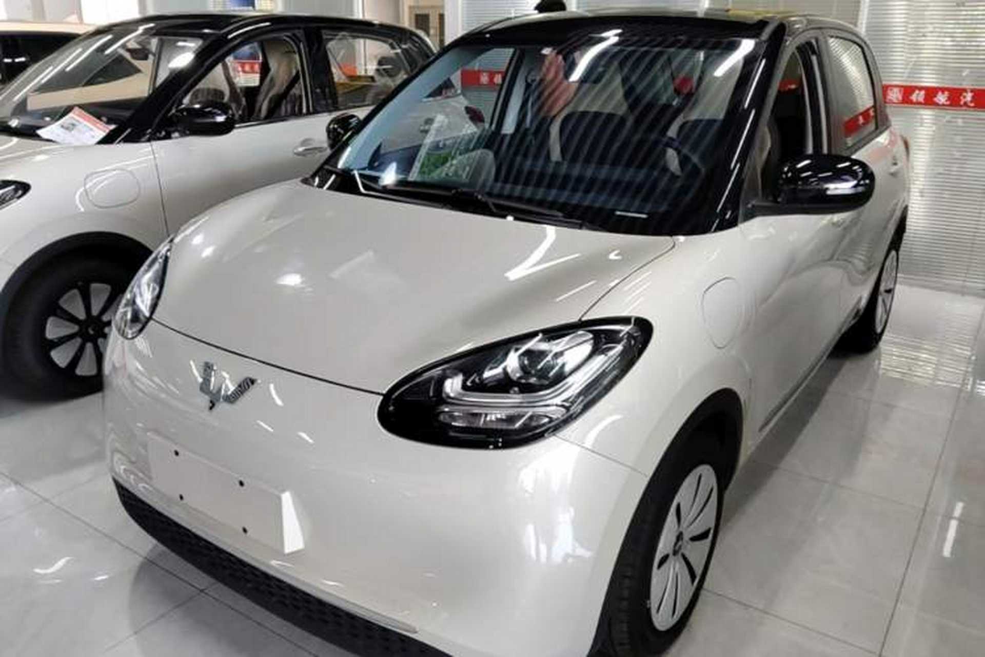 Used Wuling Bingo 2023 333 km Fast-Share Version Front Left 45 Deg