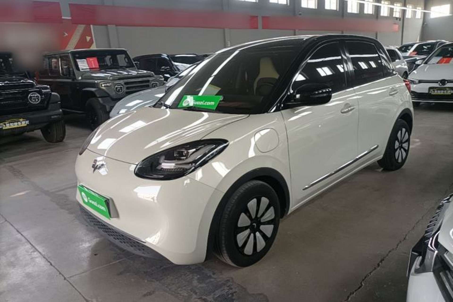 Used Wuling Bingo 2023 333 km Lingxi Connected Version Front Left 45 Deg