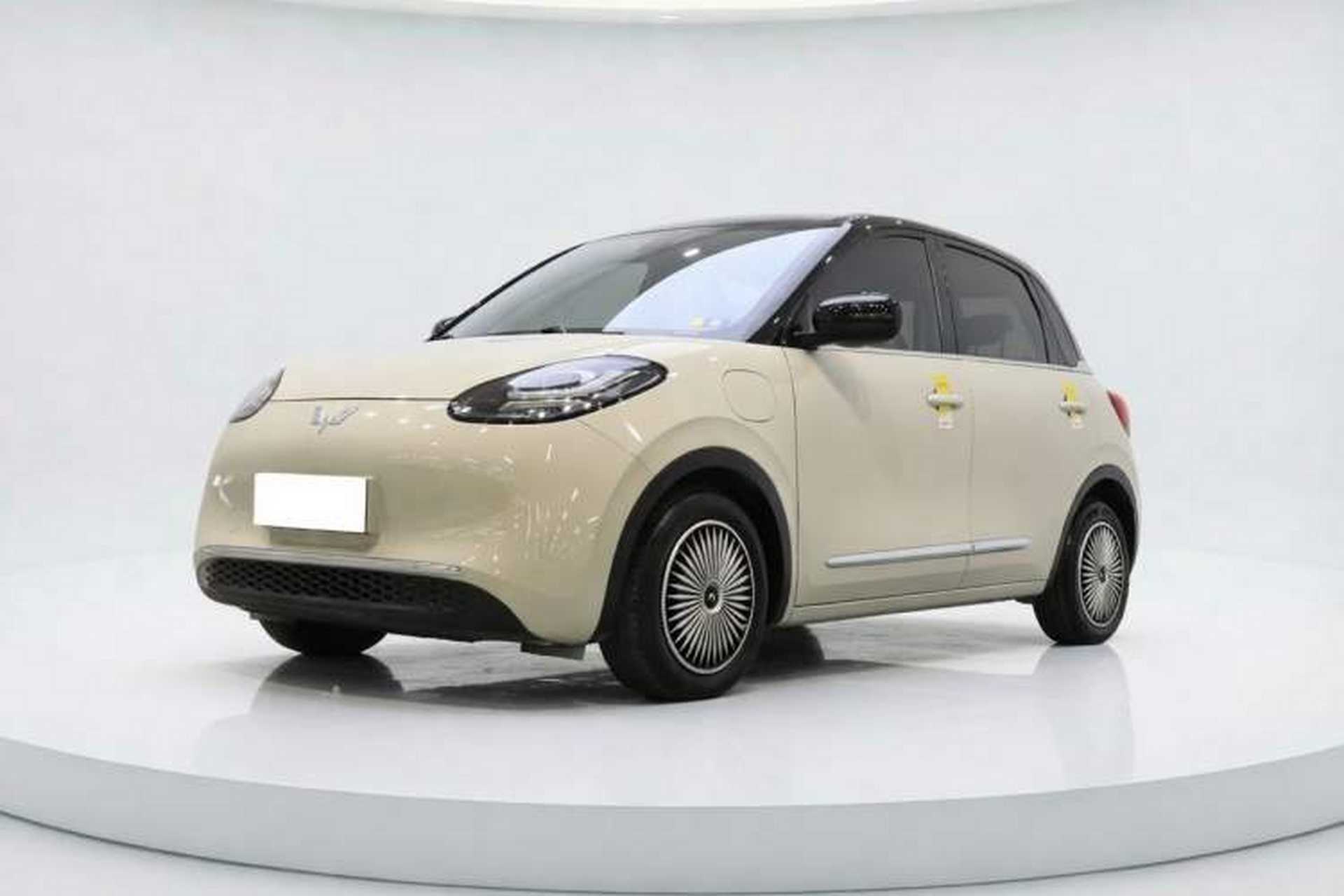 Used Wuling Bingo 2023 410 km Lingxi Deluxe Edition Front Left 45 Deg