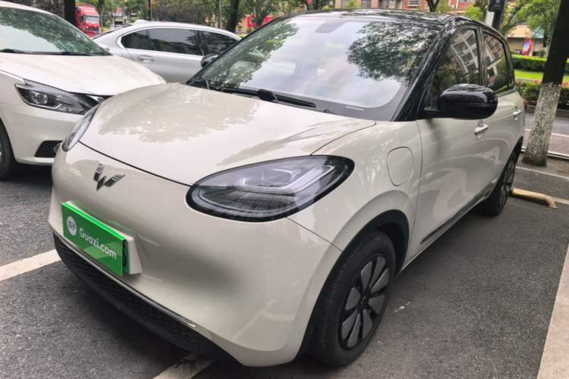 Used Wuling Bingo 2023 410 km Lingxi Deluxe Edition Front Left 45 Deg