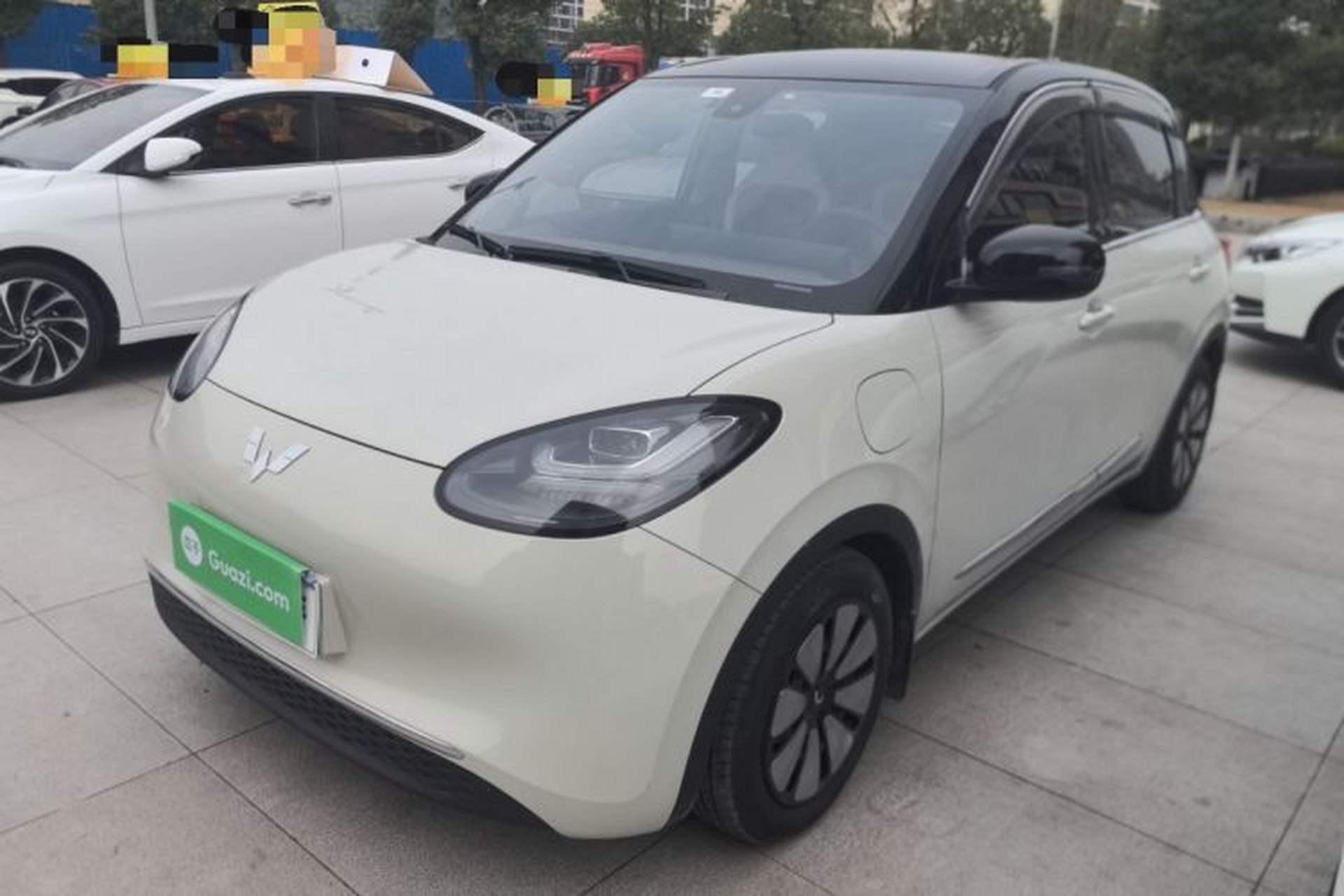 Used Wuling Bingo 2023 333 km Lingxi Connected Version Front Left 45 Deg