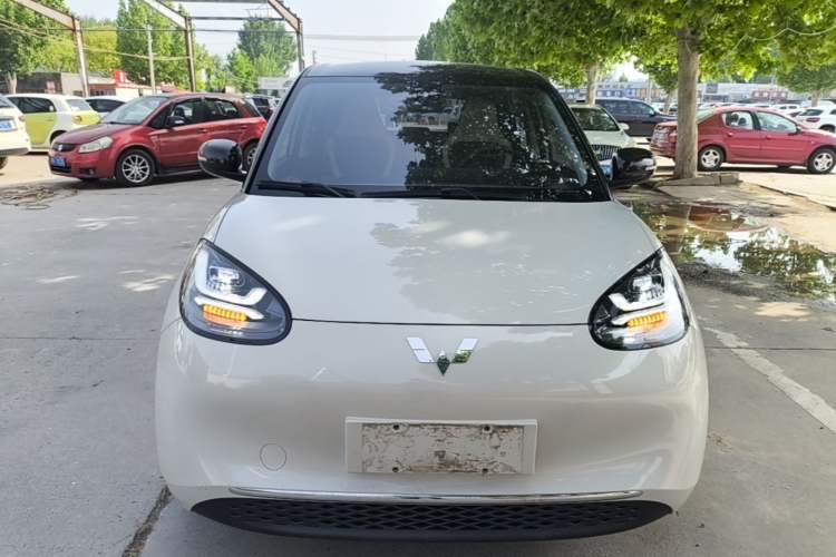 Used Wuling Bingo 2023 333 km Lingxi Connected+ Version Front