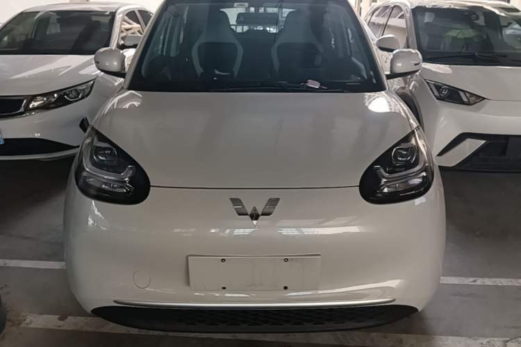 Used Wuling Bingo 2023 203km Light Edition Front