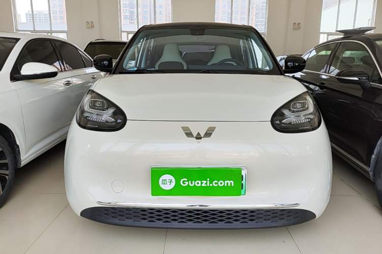 Used Wuling Bingo 2023 333 km Lingxi Connected+ Version Front