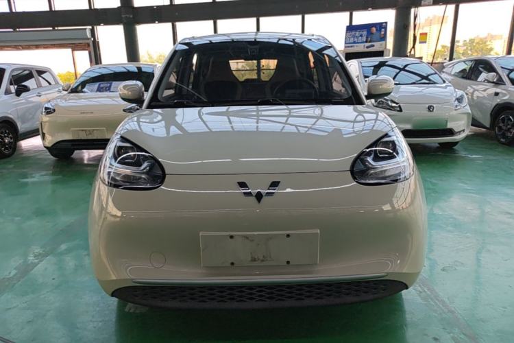 Used Wuling Bingo 2023 203km Light Edition Front