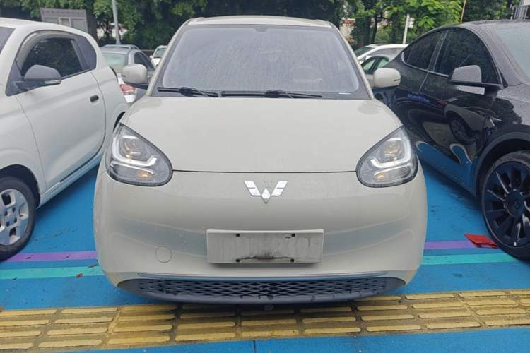 Used Wuling Bingo 2023 203km Light Edition Front