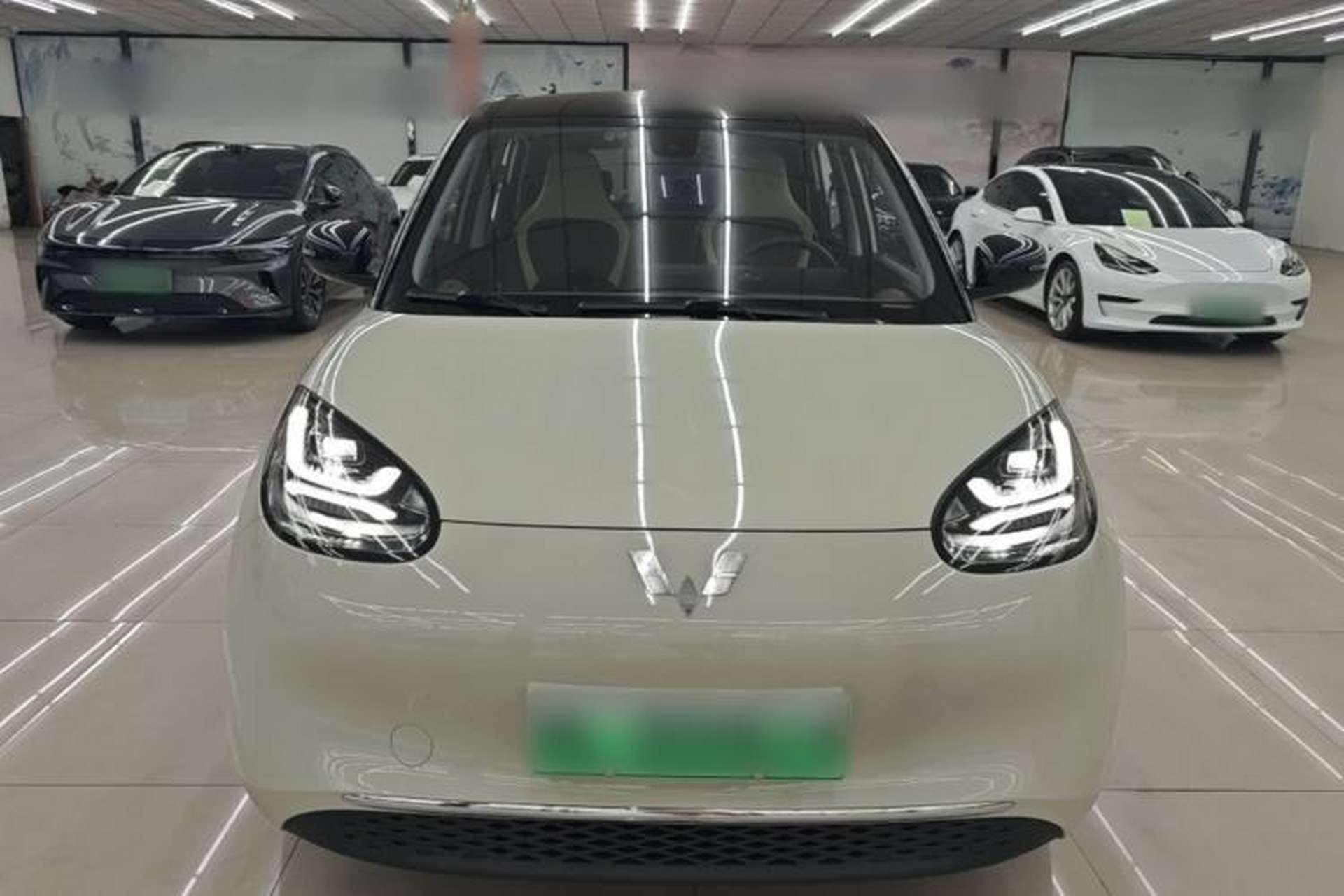 Used Wuling Bingo 2023 333 km Lingxi Connected+ Version Front