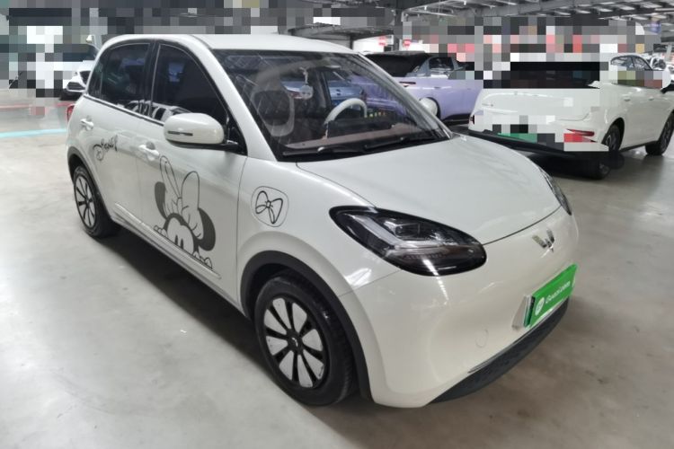 Used Wuling Bingo 2023 203km Comfort Edition Front Right 45 Deg