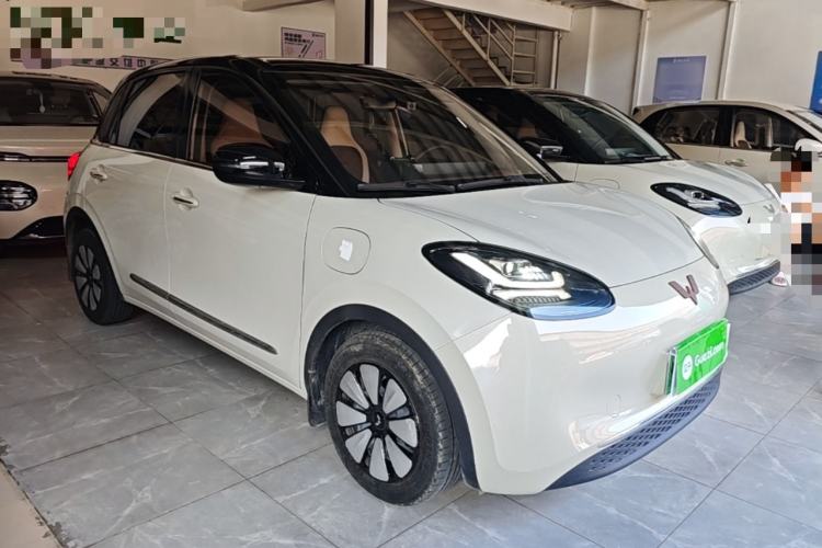 Used Wuling Bingo 2023 333 km Lingxi Connected+ Version Front Right 45 Deg