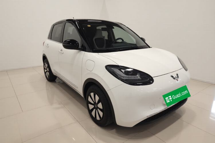 Used Wuling Bingo 2023 333 km Lingxi Connected+ Version Front Right 45 Deg