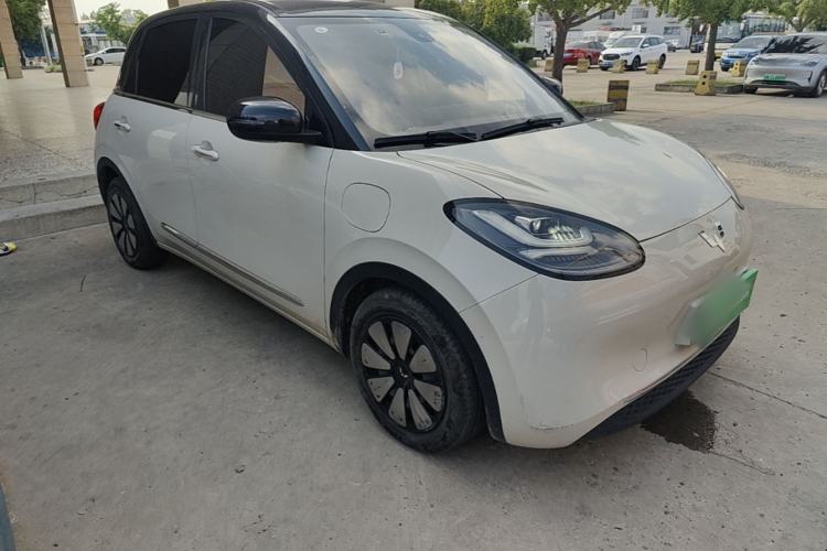 Used Wuling Bingo 2023 333 km Lingxi Connected+ Version Front Right 45 Deg