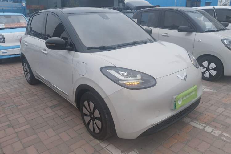 Used Wuling Bingo 2023 333 km Lingxi Connected+ Version Front Right 45 Deg