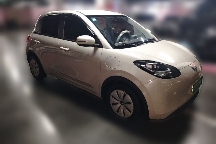 Used Wuling Bingo 2023 203km Light Edition Front Right 45 Deg