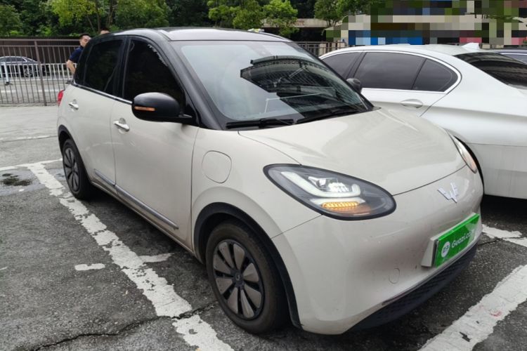 Used Wuling Bingo 2023 333 km Lingxi Connected+ Version Front Right 45 Deg