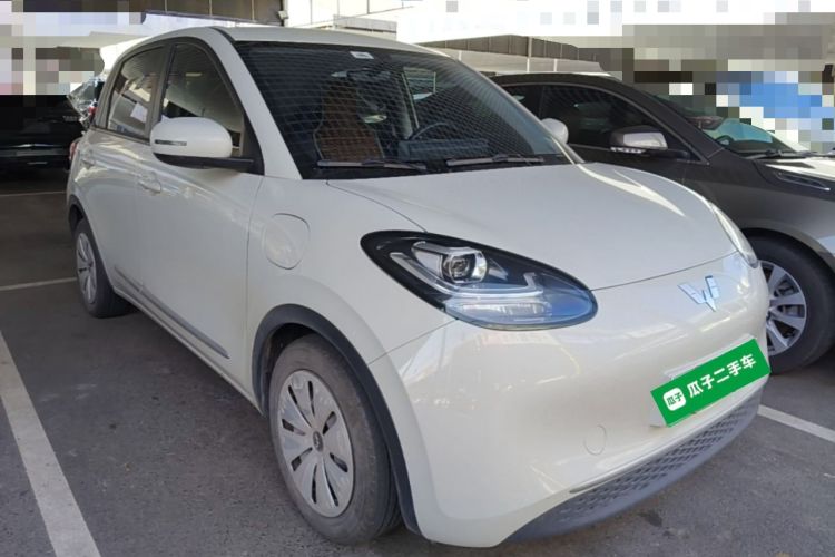 Used Wuling Bingo 2023 333 km Fast-Share Version Front Right 45 Deg