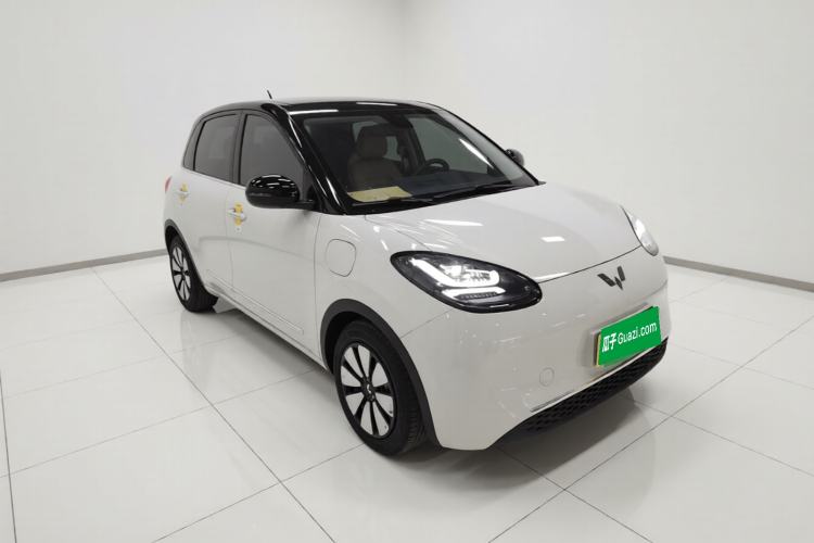 Used Wuling Bingo 2023 333 km Lingxi Connected+ Version Front Right 45 Deg