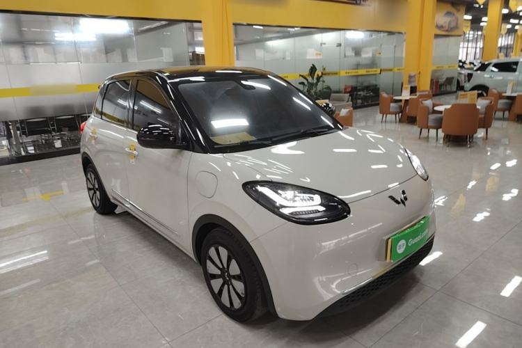 Used Wuling Bingo 2023 333 km Lingxi Connected+ Version Front Right 45 Deg