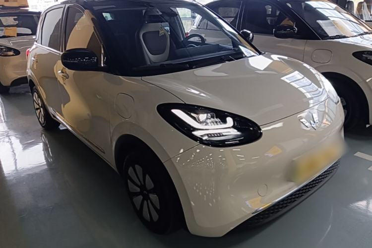 Used Wuling Bingo 2023 333 km Lingxi Connected+ Version Front Right 45 Deg