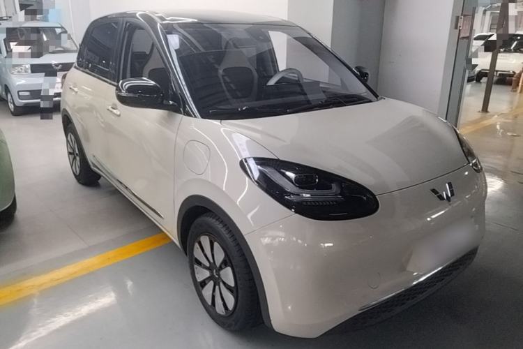 Used Wuling Bingo 2023 333 km Fast-Share Version Front Right 45 Deg