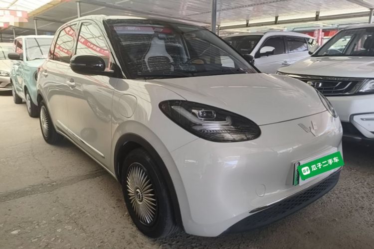 Used Wuling Bingo 2023 333 km Lingxi Connected+ Version Front Right 45 Deg