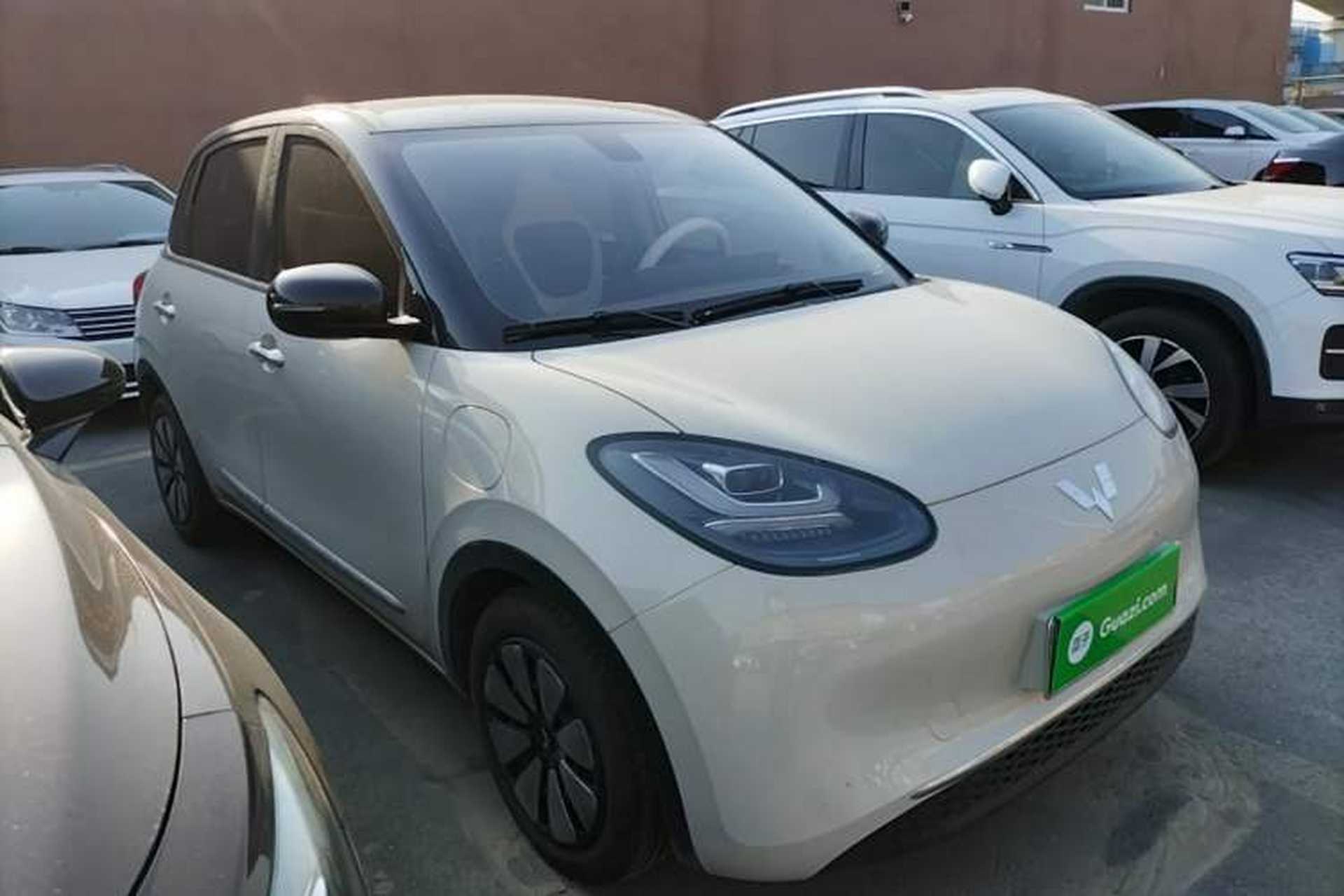 Used Wuling Bingo 2023 410 km Lingxi Deluxe Edition Front Right 45 Deg
