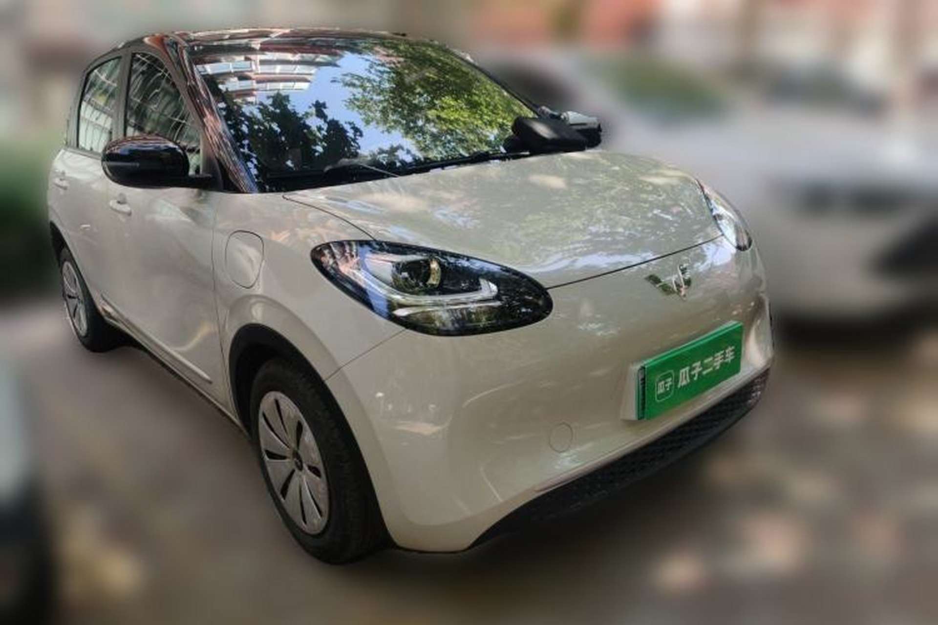 Used Wuling Bingo 2023 203km Light Edition Front Right 45 Deg