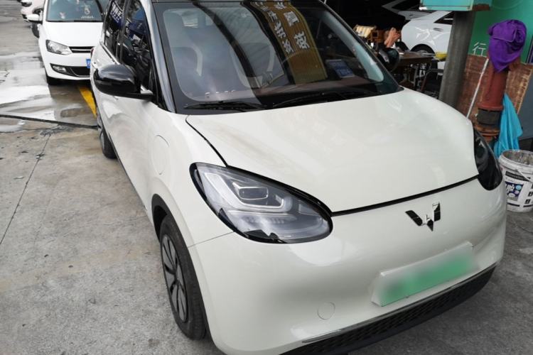 Used Wuling Bingo 2023 333km Enjoy+ Version Front Right 45 Deg