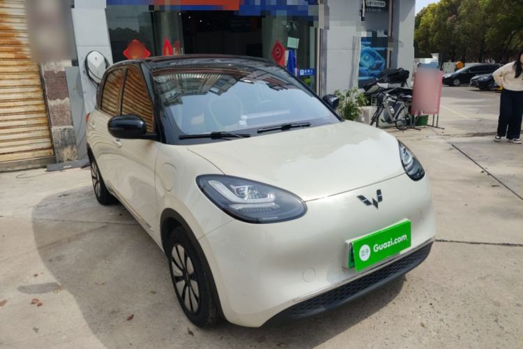 Used Wuling Bingo 2023 333km Enjoy+ Version Front Right 45 Deg